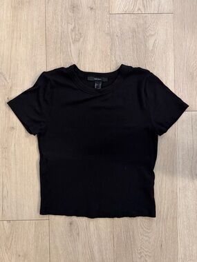 Forever 21 Black Short Sleeve Ribbed Crewneck Tee - Women
